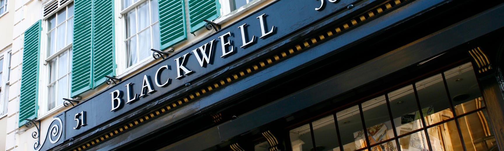 Blackwell's shop front at 50 Broad Street Oxford