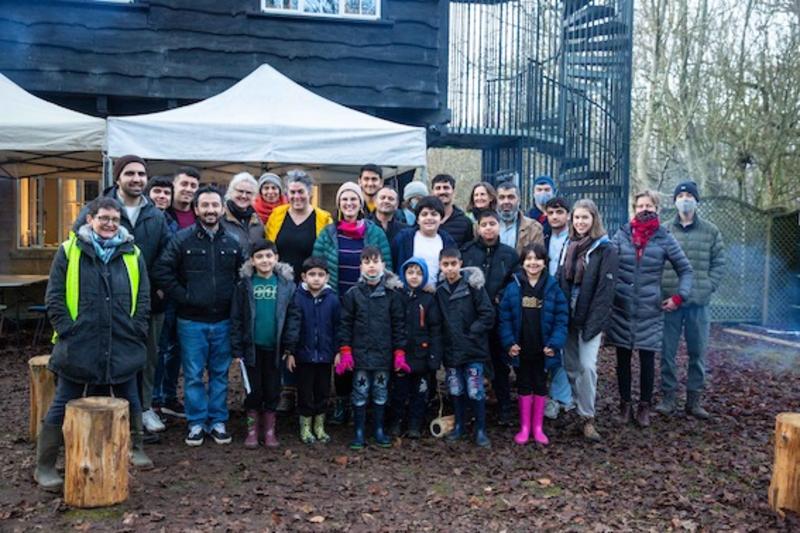 Refugee families, staff of the University and alumni and other volunteers met together at Wytham on Dec 28, 2021