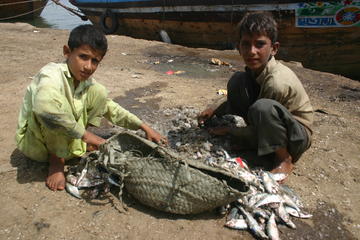 Still from Concrete Dreams of street children in Karachi